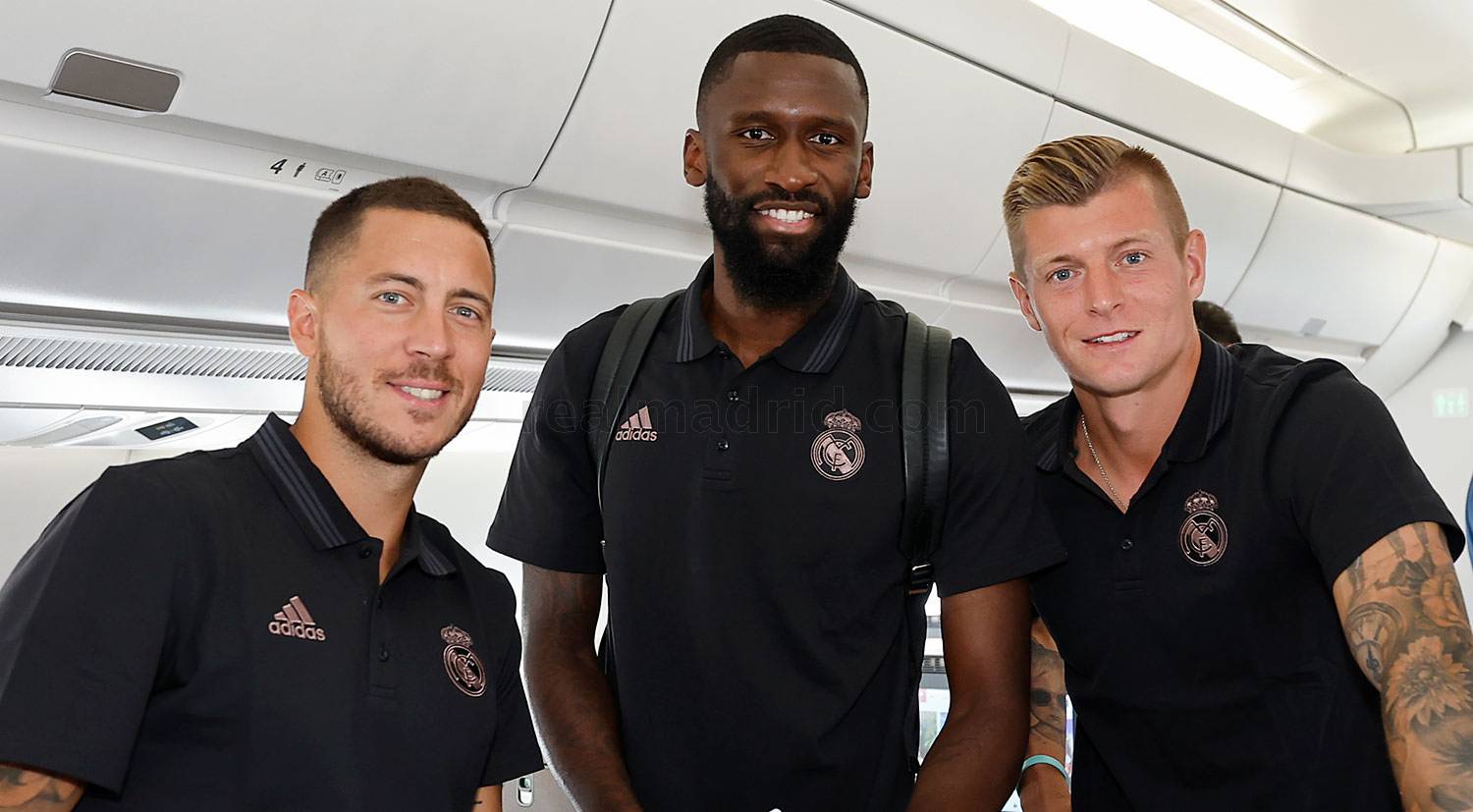 Real Madrid squad flies to Los Angeles